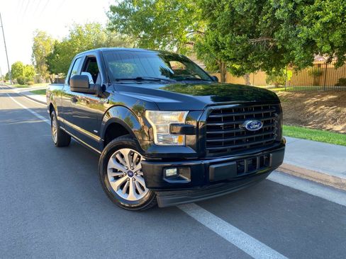 Used 2017 Ford F150 XL w/ Equipment Group 101A Mid RWD image 2