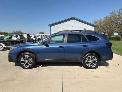 Used 2020 Subaru Outback Limited AWD/4WD image 3