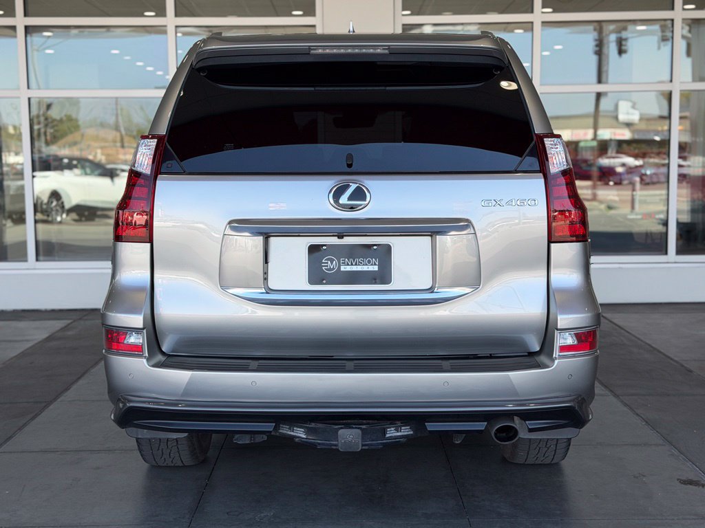 Used 2021 Lexus GX 460 Luxury w/ Sport Design Package AWD/4WD image 12