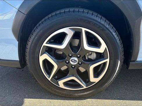 Used 2018 Subaru Crosstrek 2.0i Limited w/ Popular Package #3 AWD/4WD image 11