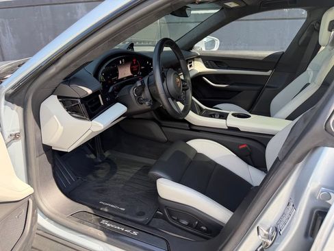 Certified 2022 Porsche Taycan 4S AWD/4WD image 15