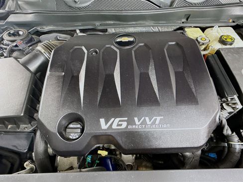 Used 2016 Chevrolet Impala LT w/ Convenience Package image 38