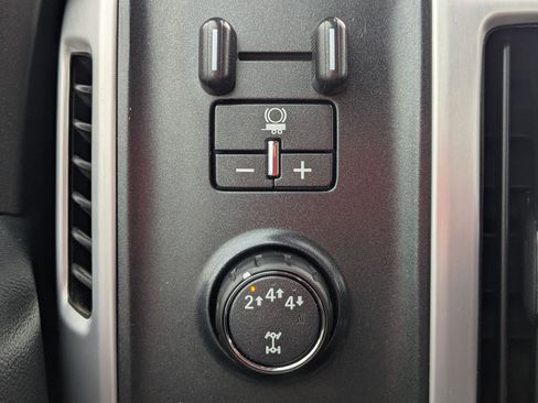 Used 2018 GMC Sierra 2500 SLT image 22