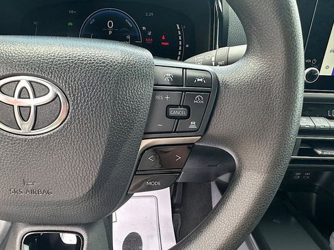 Certified 2025 Toyota Camry LE FWD image 22