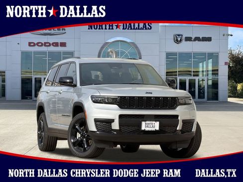 New 2025 Jeep Grand Cherokee L Altitude image 1