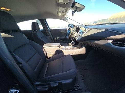 Used 2023 Chevrolet Malibu LT image 9