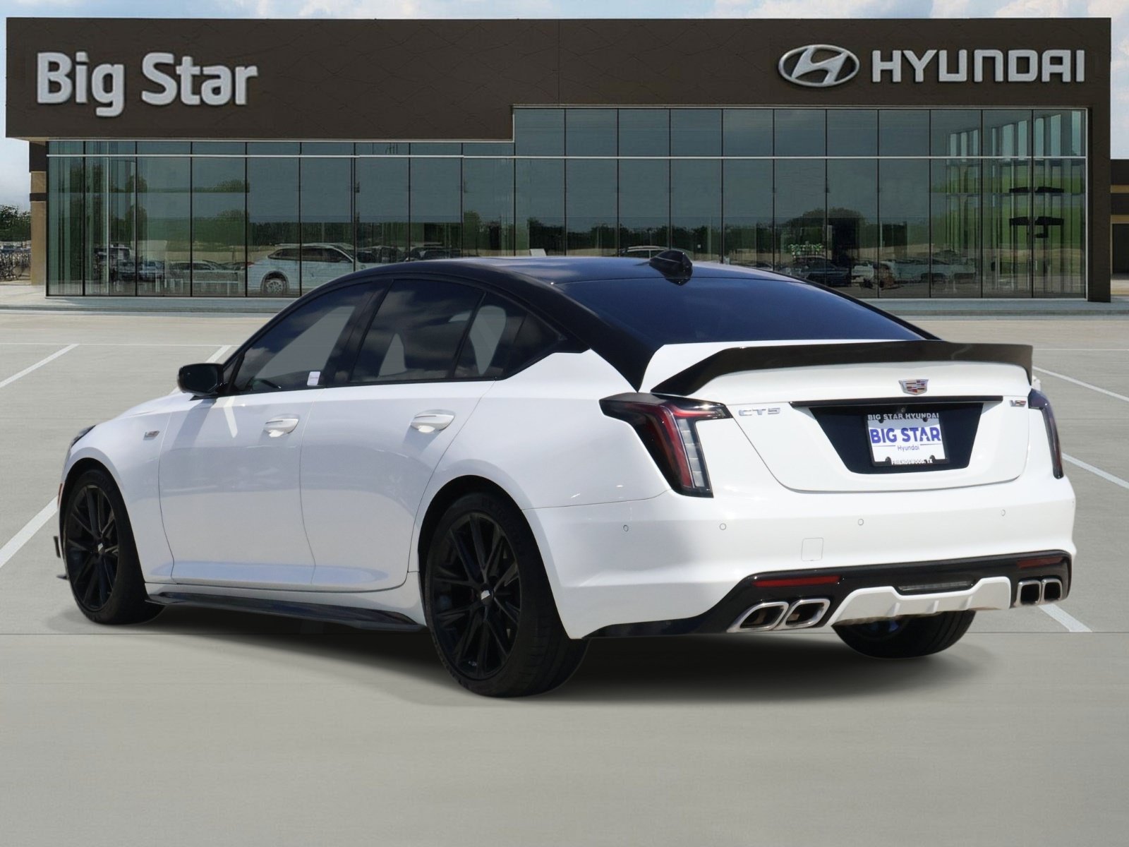 Used 2024 Cadillac CT5 V w/ Platinum Package RWD image 3