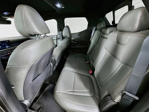 Certified 2025 Hyundai Santa Cruz Limited AWD/4WD image 25