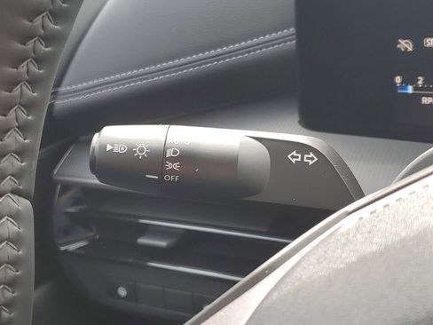 New 2025 Nissan Murano SV image 17