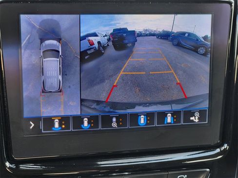 Used 2020 Chevrolet Traverse Premier w/ Redline Edition image 24