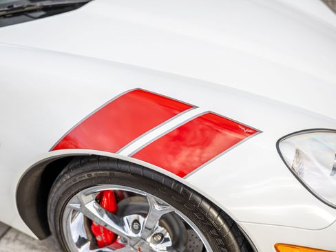 Used 2012 Chevrolet Corvette Grand Sport w/ 3LT Preferred Equipment Group image 28