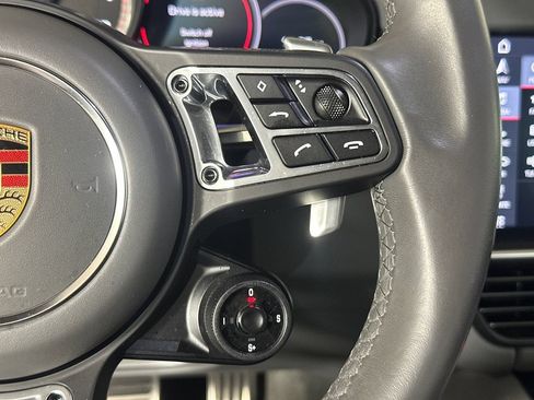Used 2020 Porsche Cayenne Turbo AWD/4WD image 26
