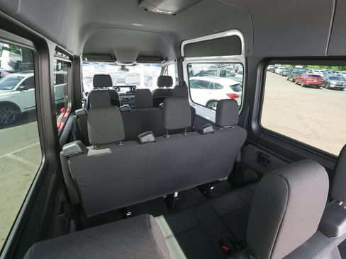 Used 2026 Mercedes-Benz Sprinter 2500 image 39