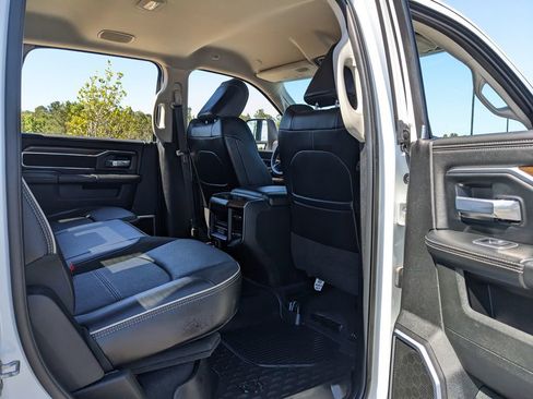 Used 2023 RAM 2500 Laramie AWD/4WD image 54
