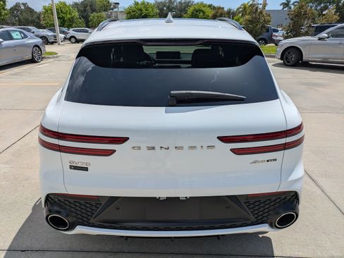 Certified 2023 Genesis GV70 3.5T Sport w/ Sport Prestige Package AWD/4WD image 3