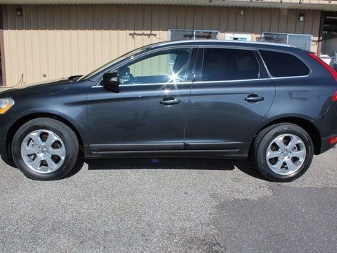 Used 2013 Volvo XC60 3.2 image 4