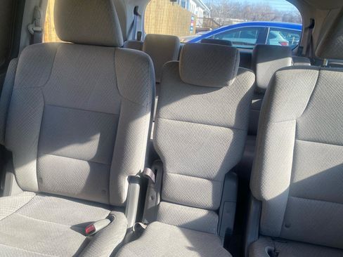 Used 2016 Honda Odyssey SE image 16