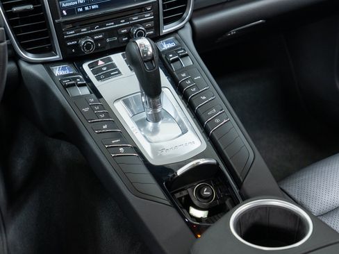 Used 2011 Porsche Panamera 4 AWD/4WD image 24