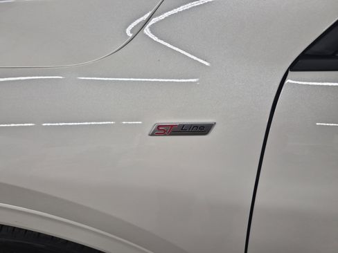 New 2026 Ford Escape ST-Line Elite image 8