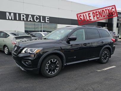 Used 2020 Nissan Pathfinder SL