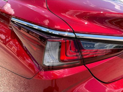 Used 2023 Lexus ES 350 w/ Premium Package FWD image 28