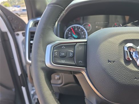 Used 2026 RAM 2500 Big Horn AWD/4WD image 33