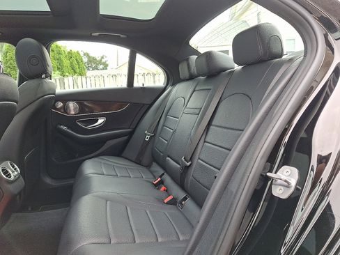 Used 2018 Mercedes-Benz C 300 4MATIC Sedan image 10