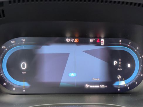 Used 2025 Volvo XC60 B5 Plus image 23