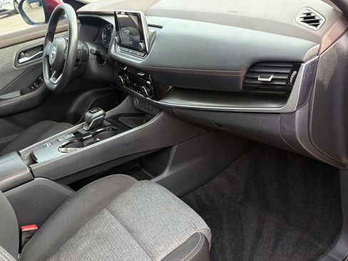 Used 2022 Nissan Rogue SV FWD image 35