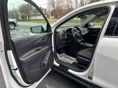Used 2020 Chevrolet Equinox LT image 11