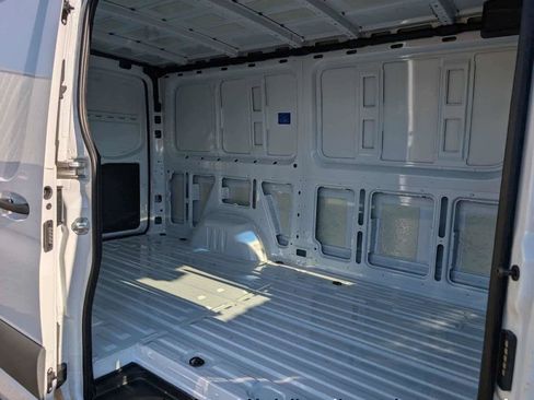 Used 2024 Mercedes-Benz Sprinter 3500 image 15