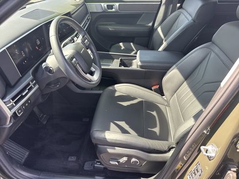 Used 2025 Hyundai Santa Fe SEL image 9