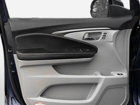 Used 2023 Honda Ridgeline RTL-E image 14