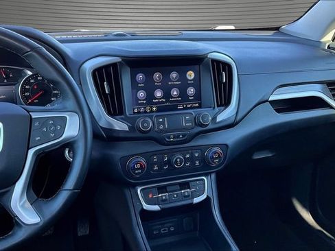 Used 2023 GMC Terrain SLT AWD/4WD image 9