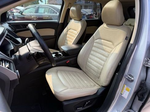Used 2018 Ford Edge SEL w/ Equipment Group 201A AWD/4WD image 8