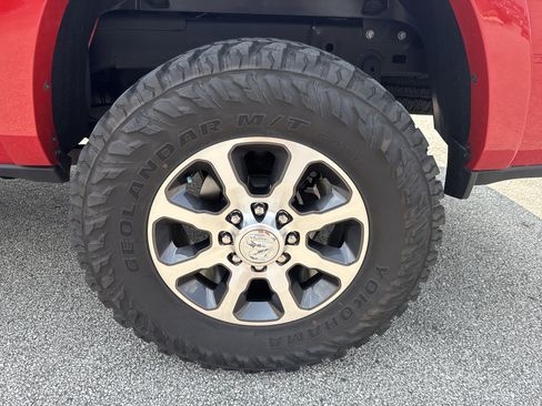 Used 2024 RAM 2500 Limited w/ Towing Technology Group AWD/4WD image 19