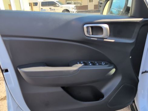 New 2026 Hyundai Venue SEL image 11