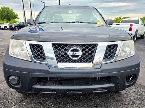 Used 2013 Nissan Frontier SV AWD/4WD image 10