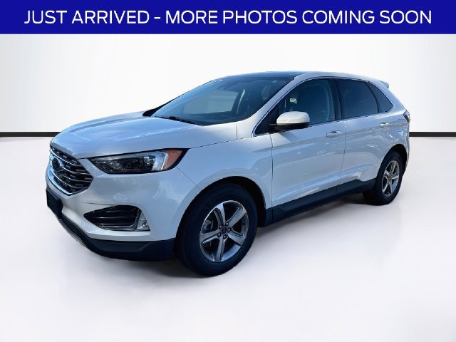 Used 2022 Ford Edge SEL w/ Convenience Package AWD/4WD image 3