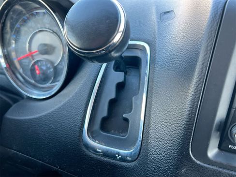 Used 2012 Chrysler Town & Country Touring w/ Entertainment Group #1 image 30