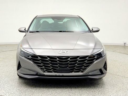 Used 2023 Hyundai Elantra Limited FWD image 2