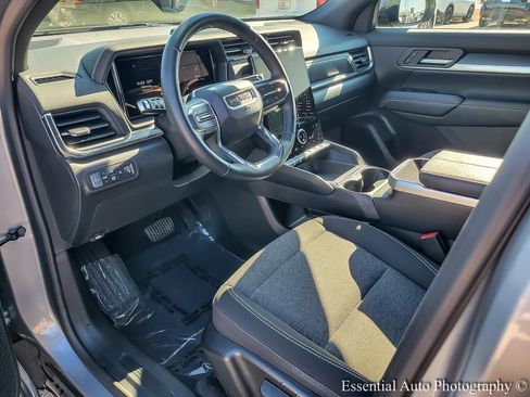 Used 2025 GMC Terrain Elevation image 10