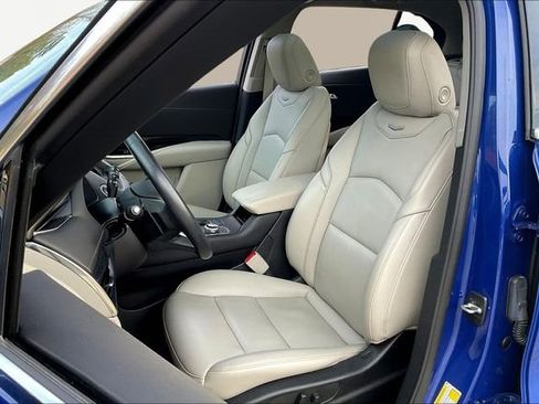 Used 2022 Cadillac XT4 Premium Luxury w/ Driver Awareness Package image 15