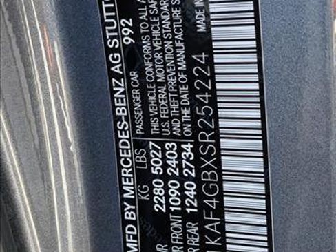 Used 2025 Mercedes-Benz C 300 Sedan image 25