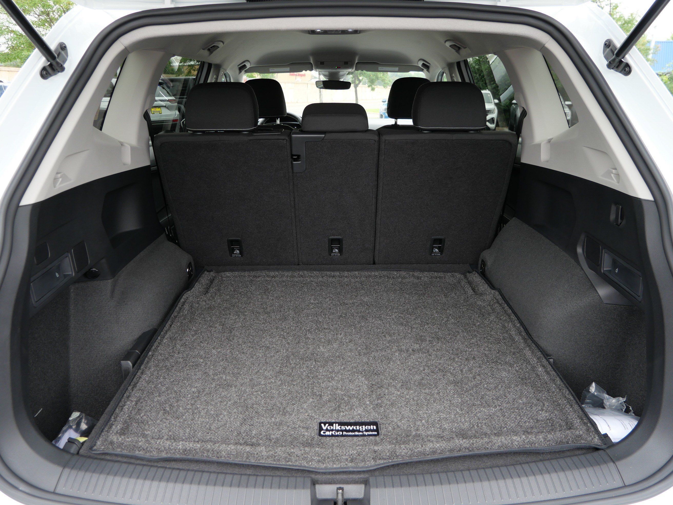 Certified 2024 Volkswagen Tiguan S w/ MDO Package, Two-Row AWD/4WD image 18