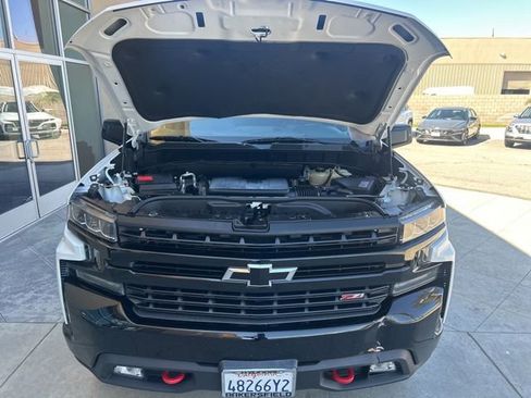 Used 2020 Chevrolet Silverado 1500 LT Trail Boss image 30