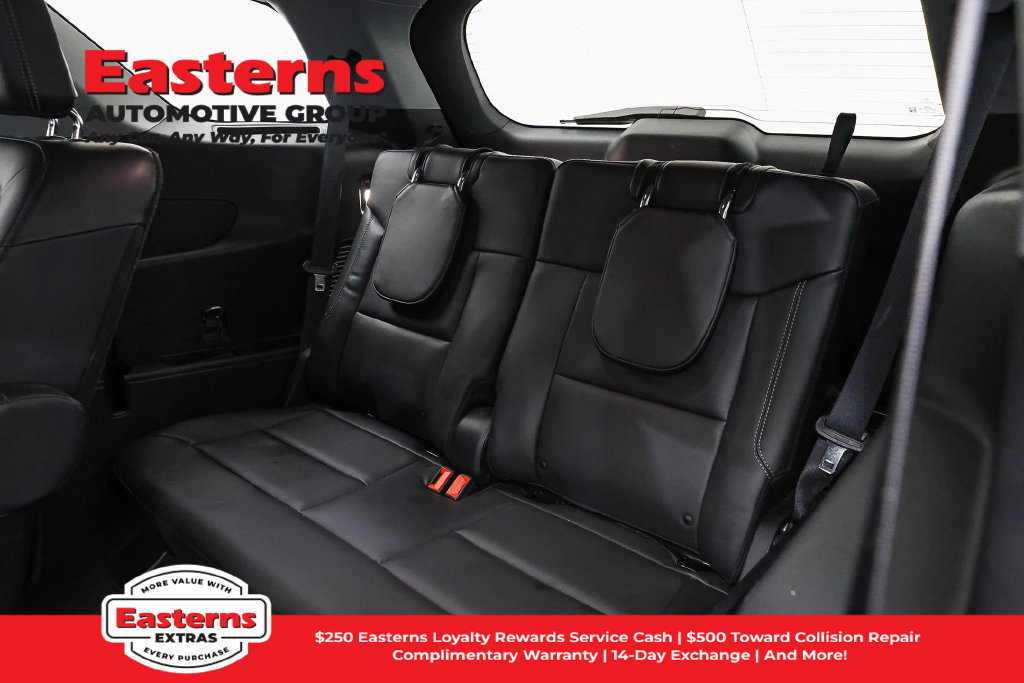 Used 2023 Ford Explorer XLT w/ Equipment Group 202A AWD/4WD image 25