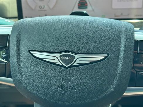 Used 2025 Genesis GV80 2.5T Standard AWD/4WD image 42