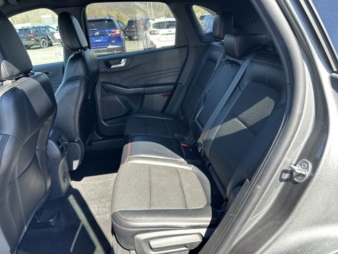 Used 2025 Ford Escape ST-Line AWD/4WD image 13