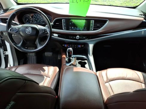 Used 2018 Buick Enclave Avenir w/ Avenir Technology Package AWD/4WD image 8